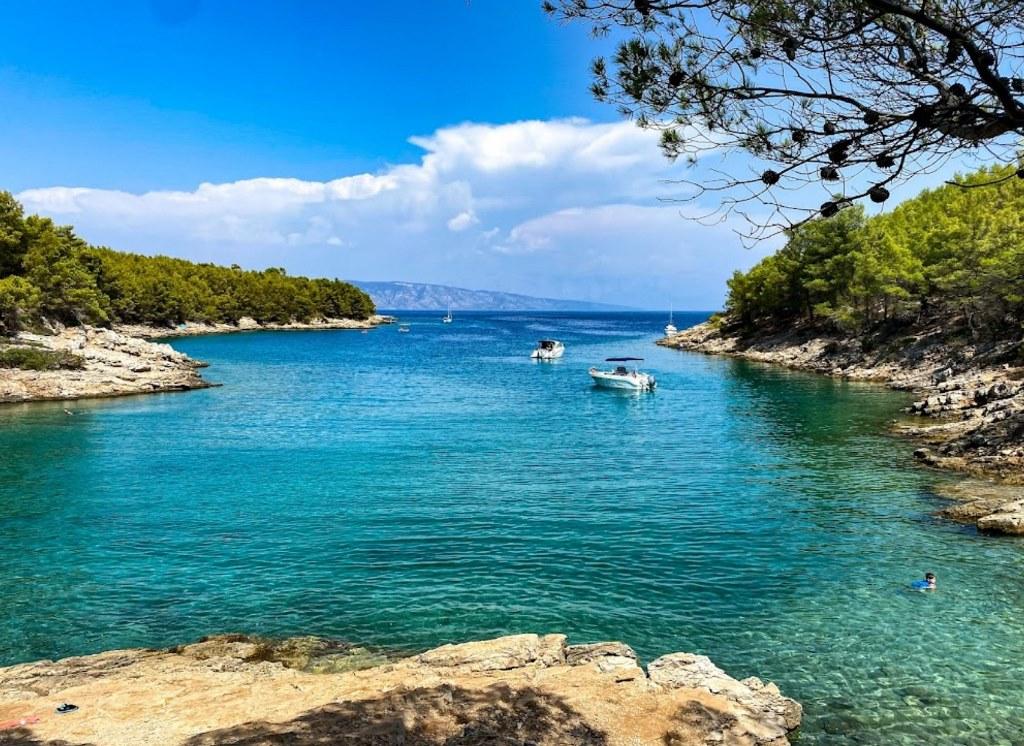 Uvala Maslinica Vrboska Opčina Jelsa Hvar Croatia Marinatipssk